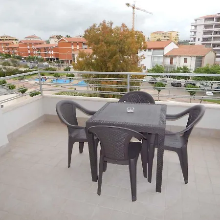 Apartment In 36962